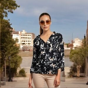 KARL LAGERFELD Floral Chiffon Blouse Long Sleeve Button Front Size M NWT